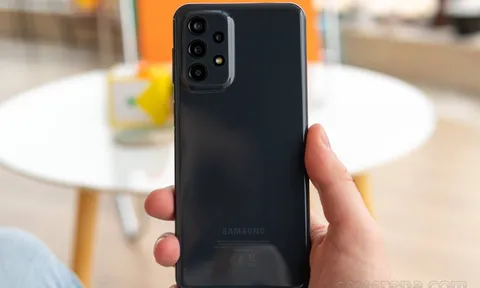 Samsung Galaxy A23 5G ra mắt với giá bán cạnh tranh khốc liệt Nokia G60 5G, tranh nhau vua 5G giá rẻ