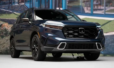 Honda CR-V 2023 lộ ảnh chạy thử trước thềm ra mắt thị trường ĐNÁ, liệu có 'long lanh' như lời đồn?