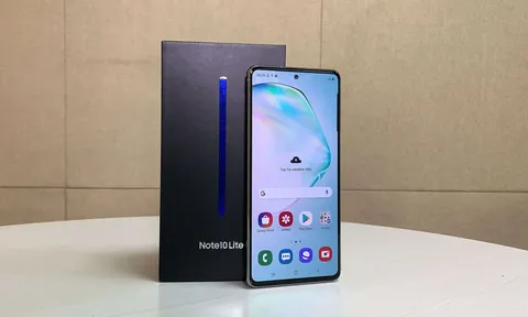 Mê mẩn mẫu Galaxy Note 10 Lite tháng 9/2022 giá chỉ 10 triệu khiến iPhone SE 2022 đuổi mãi không kịp