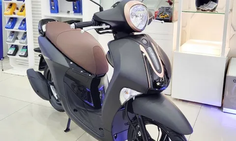 Đối thủ Honda Vision 2021 có giá cực ngon tại đại lý: Ưu đãi ngập tràn, công nghệ long lanh