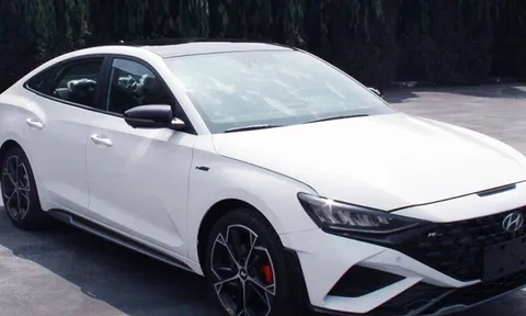 Siêu địch thủ của Toyota Corolla Altis 2023 lộ diện: Thiết kế và trang bị 'hất cẳng' Honda Civic