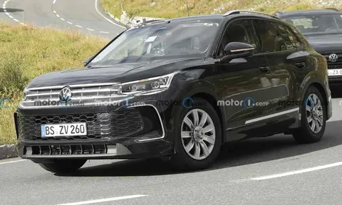'Khắc tinh' của Kia Sorento lộ diện: Thiết kế lu mờ Hyundai Santa Fe, trang bị so kè Toyota Fortuner