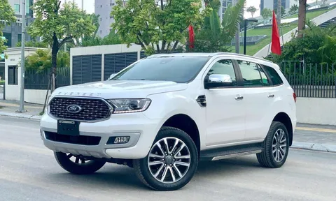 'Thiên địch' của Toyota Fortuner 2022 rao bán giá khó tin, cơ hội 'quất' xe cực ngon cho khách Việt