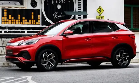 Đối thủ mới của Toyota Corolla Cross ra mắt vào tháng 10, khách Việt 'ôm mộng' mua xe giá tốt
