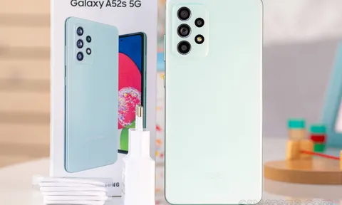 Khách Việt mê mẩn Galaxy A52s giá rẻ kịch sàn, xứng đáng là 1 trong 10 Android mạnh nhất tầm trung