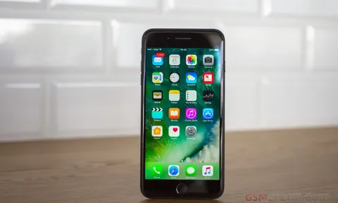 Giá iPhone 7 Plus tháng 9/2022: Ngon bổ rẻ đến khó tin, khách Việt liêu xiêu