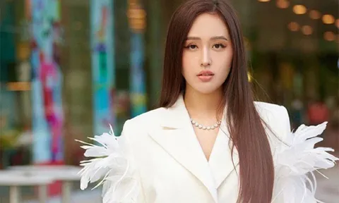 Không xúng xính váy đầm, trang điểm lộng lẫy, Hoa hậu Mai Phương Thúy đời thường trông ra sao?