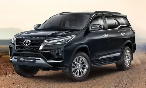 Tin xe trưa 11/9: Toyota Fortuner 2022 mới ra mắt với giá bán rẻ giật mình, bổ sung trang bị khủng