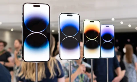 iPhone 14 Pro Max có viên pin nhỏ hơn iPhone 13 Pro Max nhưng lại cung cấp thời gian sử dụng lâu hơn