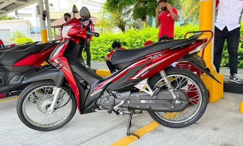 Honda Wave RSX 2022 bản quốc tế gây sốt với diện mạo đẹp không tì vết, 'ăn đứt' Honda Wave Alpha