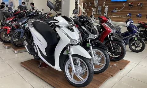 Tin xe trưa 14/9: Giá xe Honda SH 2022 biến động, Honda Winner X tiếp tục giảm sâu tại đại lý