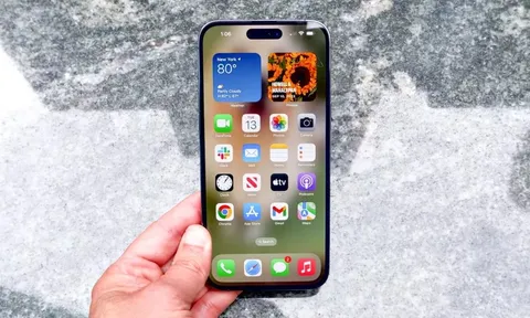 Mở hộp trên tay iPhone 14 Pro Max: Vẫn cứ là cực phẩm, smartphone Android vẫn phải chạy dài