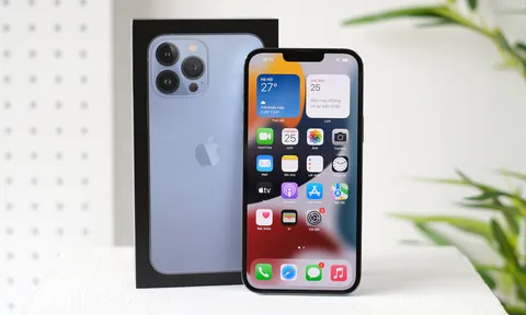 Nên mua iPhone 13 Pro Max ngay bây giờ hay chờ iPhone 14 Pro Max giảm giá?