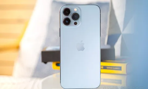 Khách Việt xôn xao chiếc iPhone 13 Pro Max bán giá chỉ 23.9 triệu đồng, rẻ hơn mua mới cả chục triệu