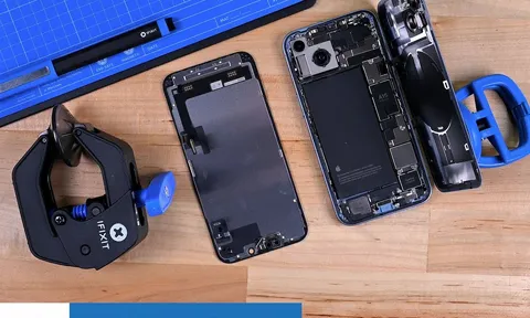 Chuyên gia công nghệ mổ xẻ iPhone 14, báo một tin vui khiến dân tình thích thú