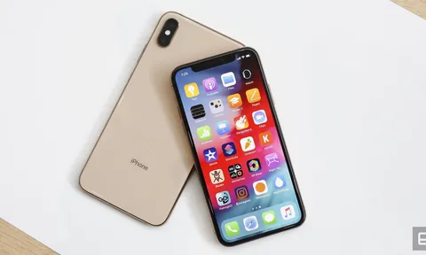 Giá iPhone XS Max cuối tháng 9 xuống thấp kỷ lục, hiệu năng áp đảo cả iPhone 11 lẫn Galaxy A53