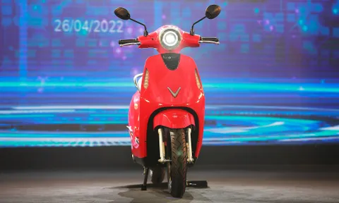 Khách Việt đổ xô đặt mua VinFast Evo 200 với giá siêu hời, ngày tàn của Honda Vision đã tới?