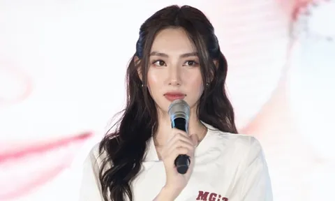 Hoa hậu Thùy Tiên ‘quay xe’ sau khi kêu gọi đóng góp hỗ trợ đồng bào miền Trung,CĐM tranh cãi dữ dội