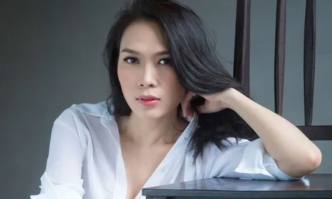 ‘Bắt trọn’ khoảnh khắc Mỹ Tâm qua camera thường, nhan sắc liệu có xinh như lời đồn?