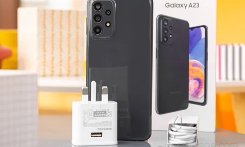 Giá Galaxy A23 cuối tháng 9/2022 giảm sâu, rẻ bằng 1/5 Galaxy S22 Ultra hút khách Việt