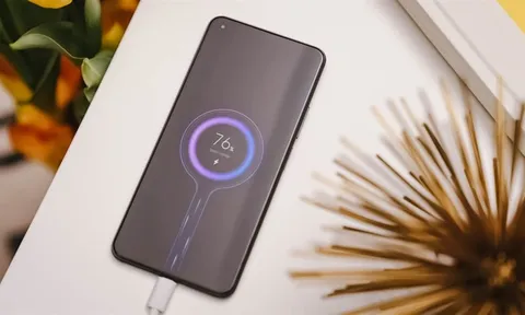  Redmi Note 12 rò rỉ hỗ trợ sạc tới 210W khiến cả thế giới smarpthone 'đứng hình'