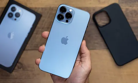 Giá iPhone 13 Pro Max mới nhất tháng 10/2022: Giảm kịch sàn, rẻ hơn iPhone 14 Pro Max 12 triệu