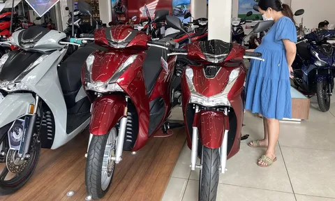 Bảng giá xe Honda SH 2022 mới nhất tháng 10: Bản rẻ nhất có giá chỉ 72 triệu đồng