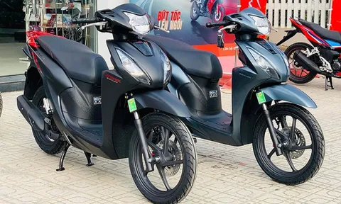 Giá xe Honda Vision bất ngờ tăng sốc trở lại khiến khách Việt phải 'giật mình'