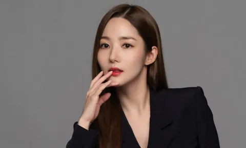 Park Min Young tuyên bố đã chia tay đại gia tiền ảo, chị ruột liền có động thái gây bất ngờ