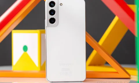 Giá Galaxy S22 tháng 10/2022: Tăng nhẹ so với tháng 9, vẫn rẻ hơn Galaxy S22 Ultra gần 12 triệu