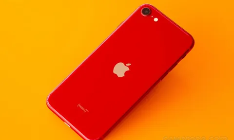 Giá iPhone SE 3 mới nhất tháng 10/2022, giảm sâu dưới 10 triệu, iPhone rẻ nhất của Apple