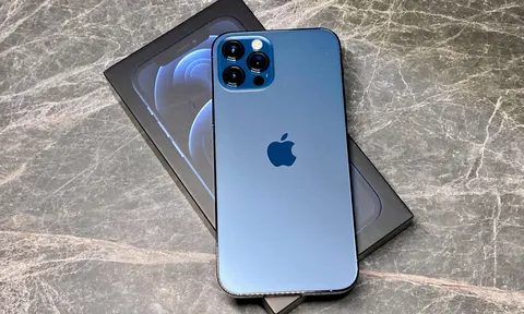 Giá iPhone 12 Pro Max tháng 10/2022 giảm sâu ngỡ ngàng, cấu hình mạnh đe nẹt cả iPhone 13 Pro