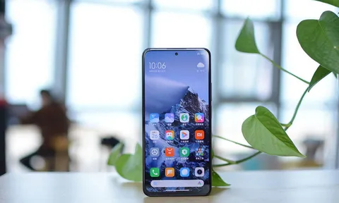 Giá Redmi Note 11 tháng 10/2022 giảm mạnh, rẻ bằng 1/5 iPhone 13, cụm 4 camera chụp ảnh sắc nét