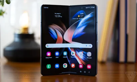 Giá Galaxy Z Fold 4 tháng 10/2022 tiếp tục giảm sâu đón ‘bão’ iPhone 14