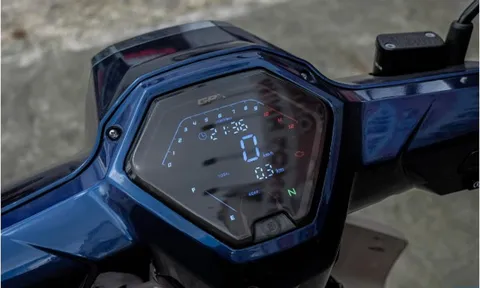 Honda Dream 'nhái' giá tầm trung về Việt Nam, bài toán khó của Wave Alpha?