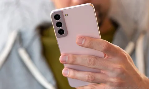 Giá Galaxy S22 Plus mới nhất tháng 10/2022, rẻ hơn iPhone 13 Pro 5 triệu
