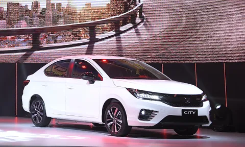 Giá lăn bánh Honda City tháng 10/2022: ‘Phả hơi nóng’ vào Toyota Vios