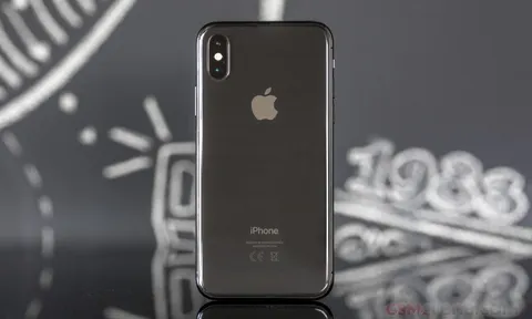 iPhone XS chỉ còn 6,5 triệu trong tháng 10 có đáng mua?