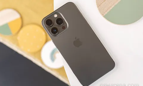 Cập nhật giá iPhone 13 Pro mới nhất ngày 15/10: Giảm tới 13 triệu