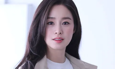 Diện mạo hiện tại của Kim Tae Hee ở tuổi 42 qua camera thường
