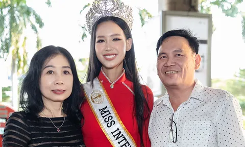 Bảo Ngọc về nước sau khi xuất sắc đăng quang Hoa hậu Liên lục địa 2022