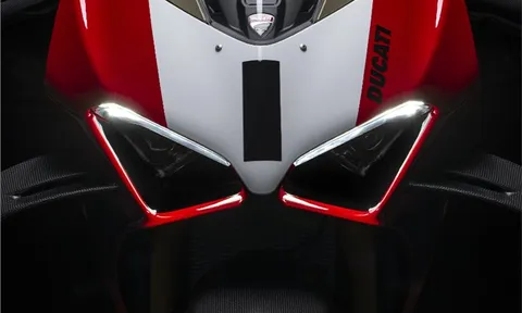 Ducati Panigale V4 R 2023 ra mắt: Thiết kế mãn nhãn, sức mạnh đáng gờm