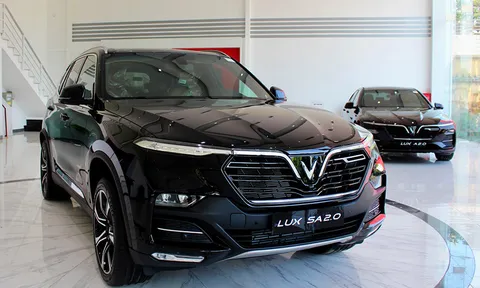 Giá lăn bánh VinFast Lux SA2.0 tháng 10/2022: Ưu đãi đến 160 triệu đồng