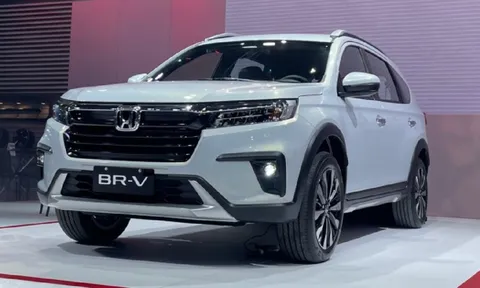 Tin xe 18/10: Honda tung 'bom tấn' MPV vào tháng 11 tới với diện mạo mê mẩn