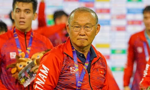 Tin bóng đá trong nước 19/10: HLV Park được gợi ý vai trò mới ở ĐT Việt Nam