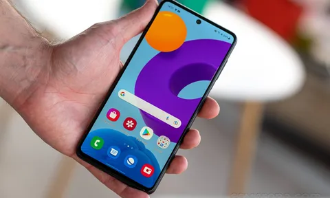 Galaxy M52 5G tháng 10 giảm sâu, chỉ từ 7 triệu áp đảo Redmi Note 11 Pro 5G