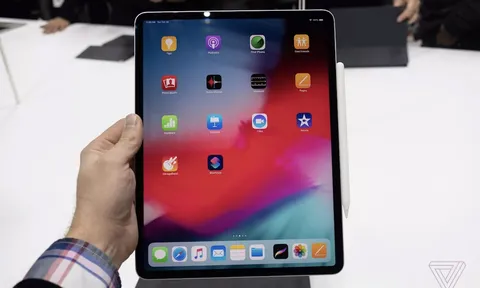 Giá iPad Pro 2018 tháng 10, phần cứng ngon, giá rẻ hơn iPad Gen 10 mới