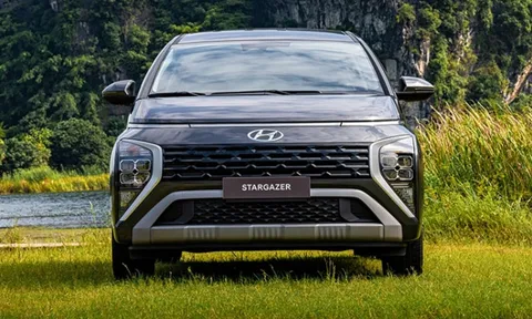 Tin xe trưa 20/10: Hyundai Stargazer chính thức ra mắt, trang bị gây chú ý