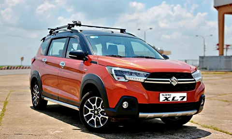Giá lăn bánh Suzuki XL7 tháng 10/2022 kèm theo ưu đãi hấp dẫn khách Việt