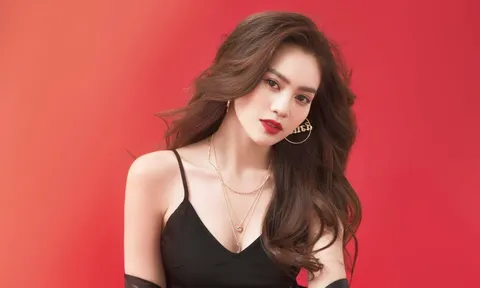 Nhan sắc Ninh Dương Lan Ngọc khi bị hội bạn thân chụp 'dìm hàng'